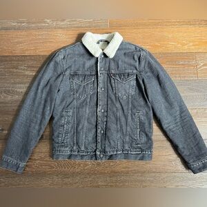 Levi’s Men’s Sherpa Trucker Jacket